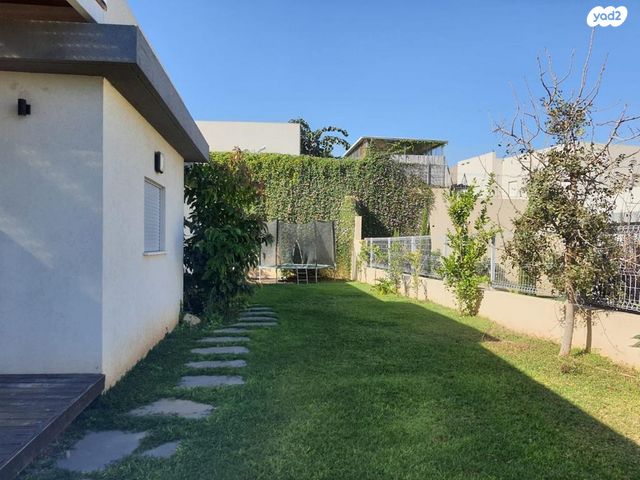 בית פרטי/ קוטג', חיננית