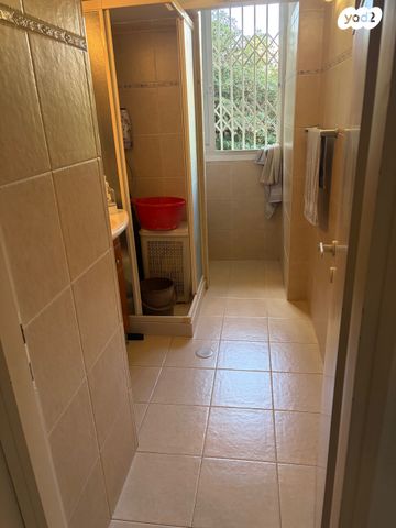 דירה, ראשונים, ראשון לציון