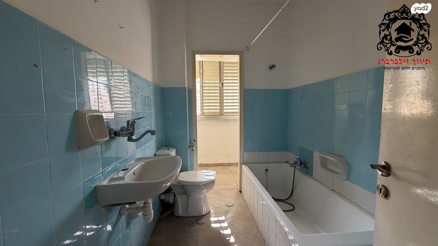 דירה, מנוחה ונחלה 16, ג' / מרכז מזרח העיר, רחובות