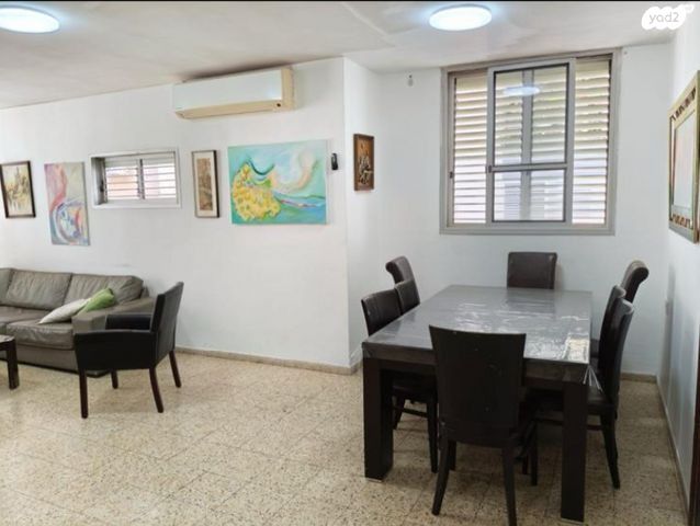 דירה, אחד העם 9, המרכז השקט / מרכז העיר, פתח תקווה