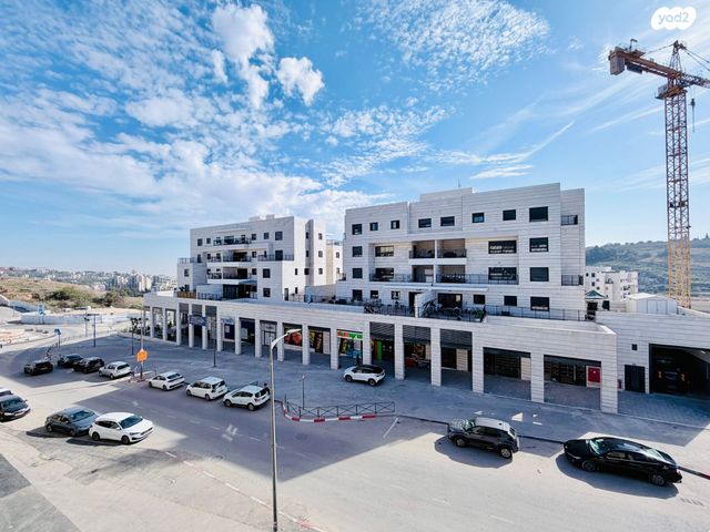 יצחק ארנסט נבנצל 