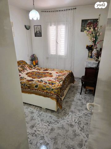 דירה, שקד 28, נווה עופר, תל כביר, תל אביב יפו