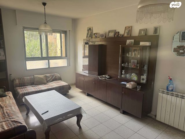 דירה, בר כוכבא 11, הגבעה הצרפתית, גבעת שפירא, ירושלים