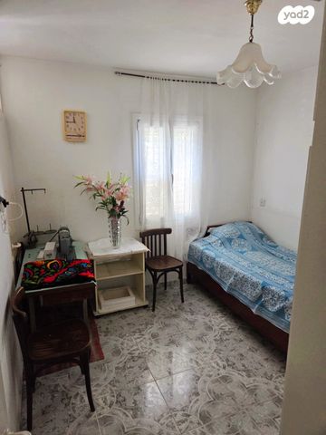 דירה, שקד 28, נווה עופר, תל כביר, תל אביב יפו