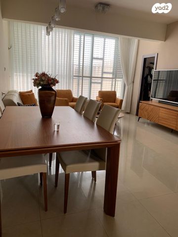 דירה, בורוכוב, גבעתיים