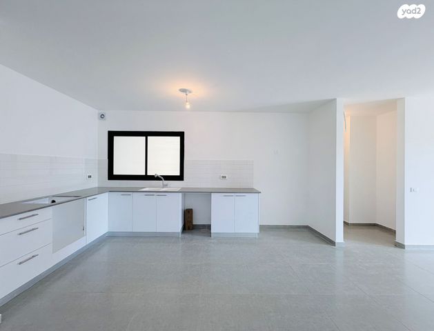 דירה, יצחק ארנסט נבנצל, ירושלים