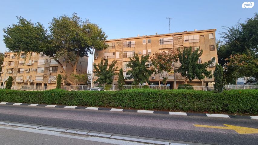 דירה, שדרות יוספטל 17, גבעה א', שביט, קרית אתא