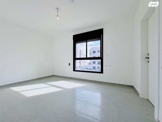 דירה, יצחק ארנסט נבנצל, ירושלים