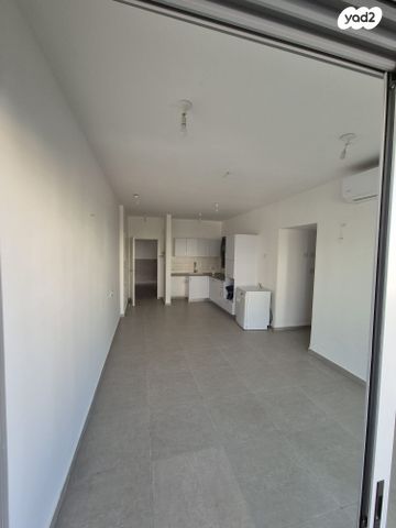 דירה, ליאון בלום, מרכז, קרית עבודה, חולון