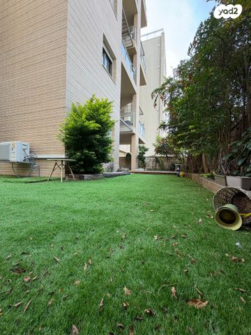 דירת גן, חסידה 2, כפר סבא הצעירה, כפר סבא