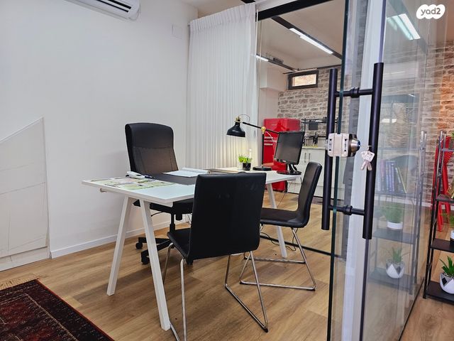 משרדים, המלאכה, אזור תעשייה קורן, מעלות תרשיחא