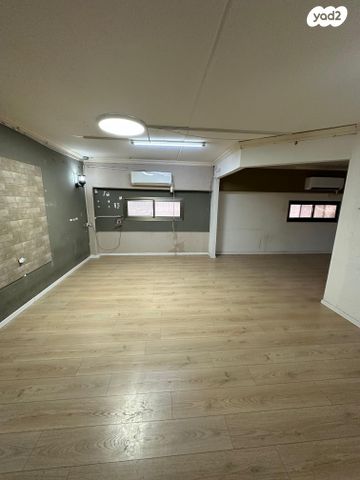 משרדים, יציאה למחלף כרי נעמן 1, שאר העיר, קרית ביאליק