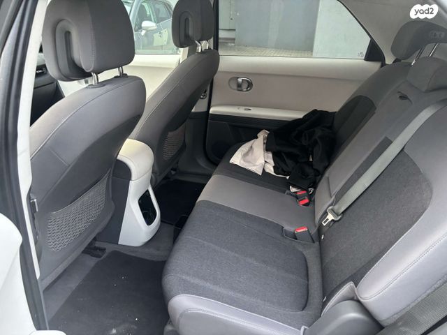 יונדאי איוניק 5