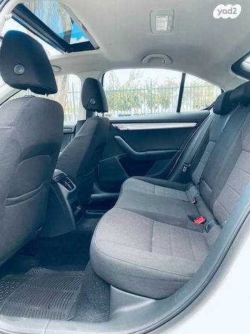 סקודה אוקטביה