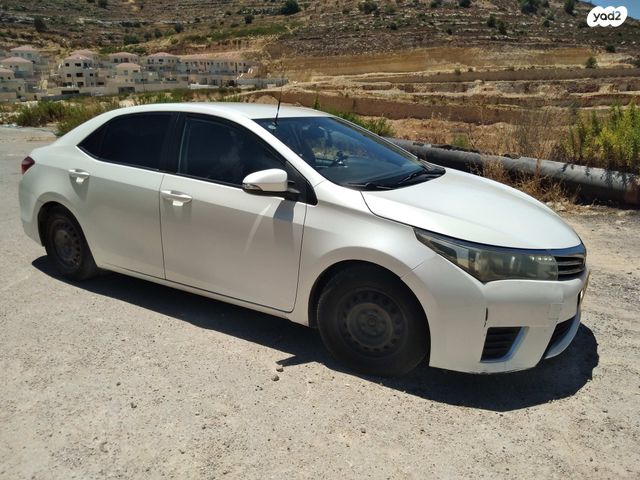 מודעת רכב טויוטה קורולה