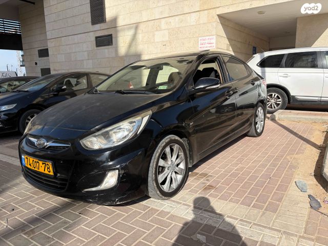 יונדאי אקסנט i25