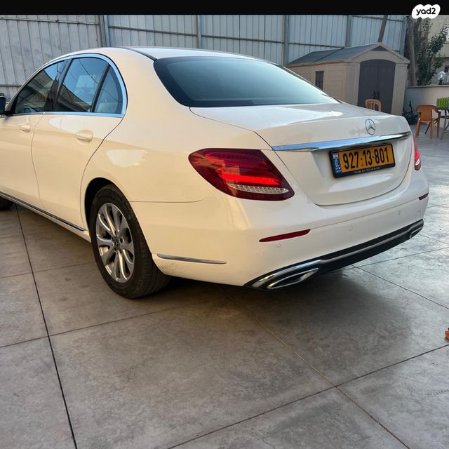 מודעת רכב מרצדס-בנץ E-class