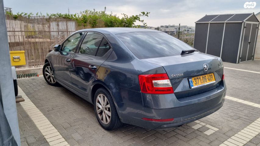 סקודה אוקטביה