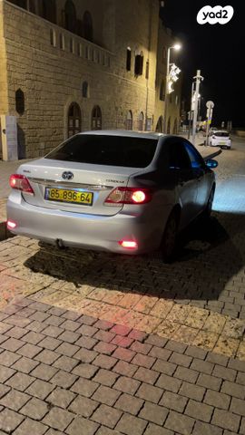 מודעת רכב טויוטה קורולה