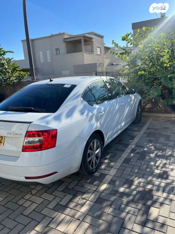 סקודה אוקטביה