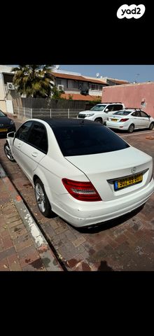 מודעת רכב מרצדס-בנץ C-class
