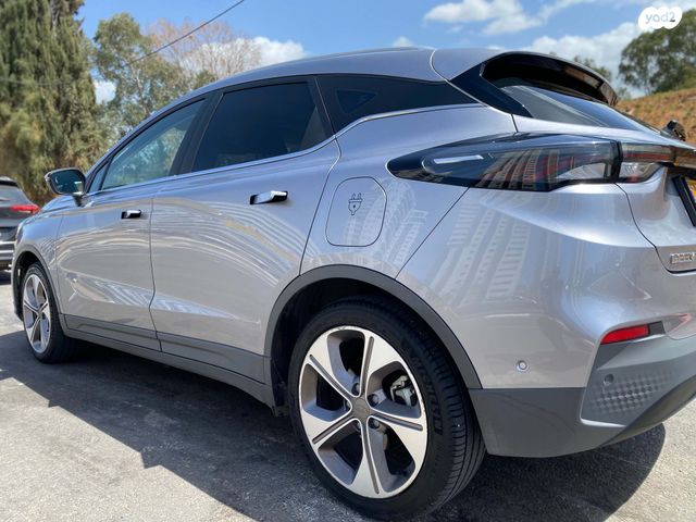 ג׳ילי Geometry C