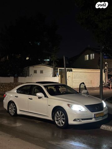 מודעת רכב לקסוס LS