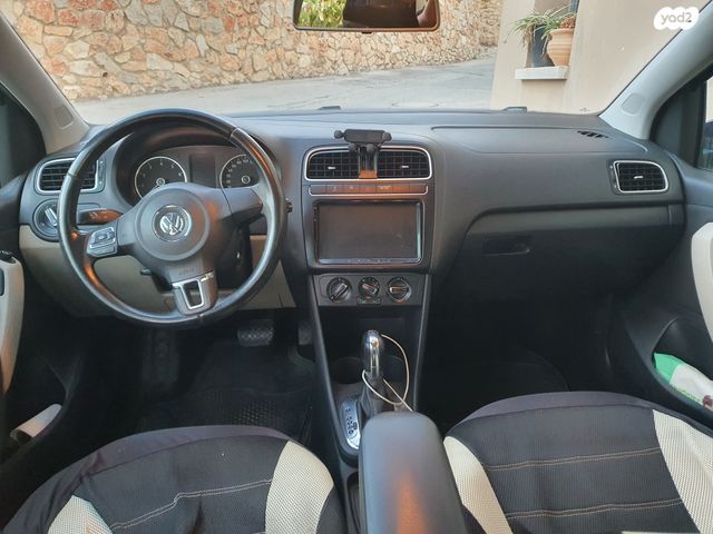 פולקסווגן פולו 