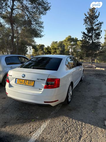 סקודה אוקטביה