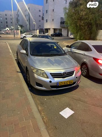 טויוטה קורולה