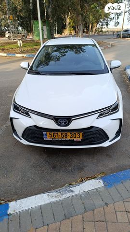 טויוטה קורולה