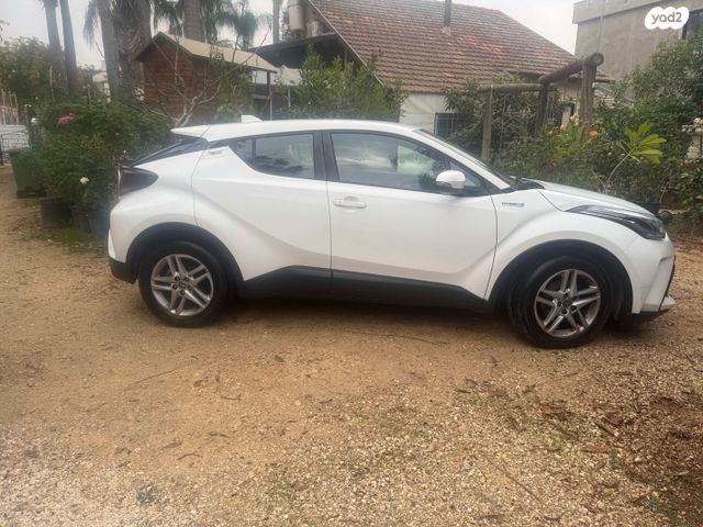 טויוטה C-HR