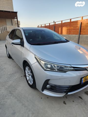 טויוטה קורולה