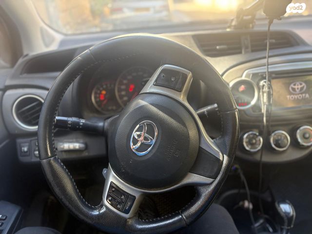 מודעת רכב טויוטה יאריס