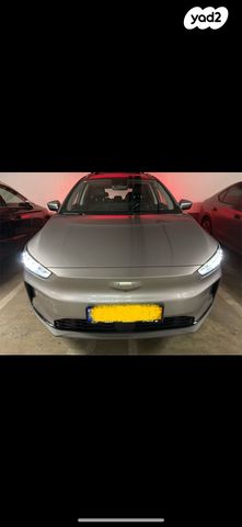 מודעת רכב ג׳ילי Geometry C