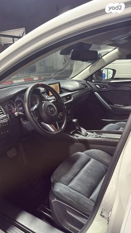 מודעת רכב מאזדה 6