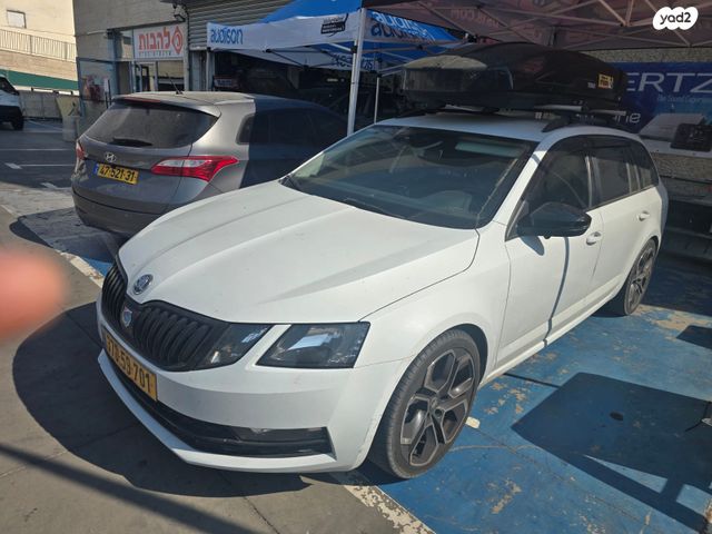 סקודה אוקטביה