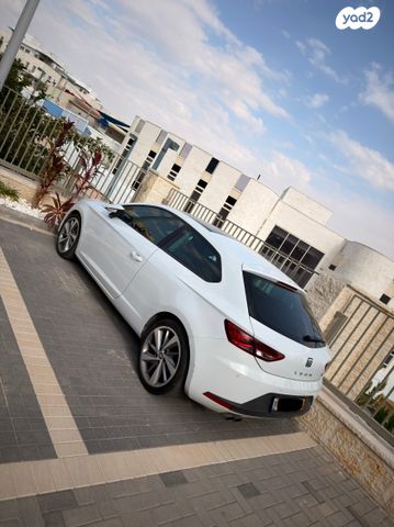 מודעת רכב סיאט לאון