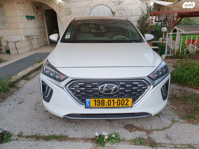 יונדאי איוניק