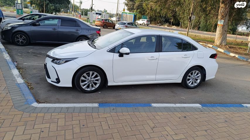 טויוטה קורולה