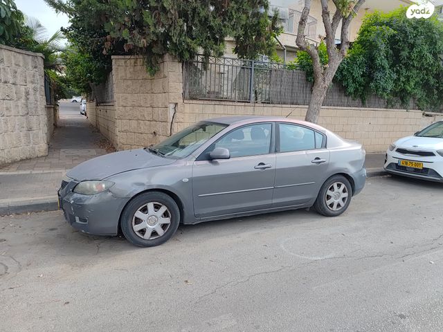 מאזדה 3