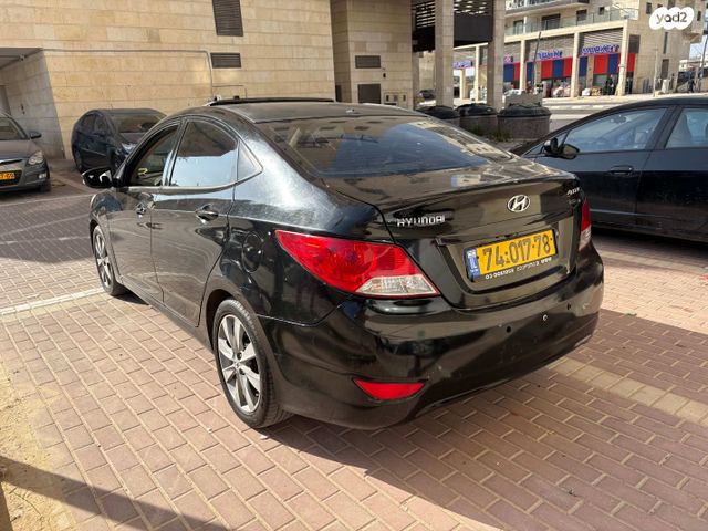 יונדאי אקסנט i25