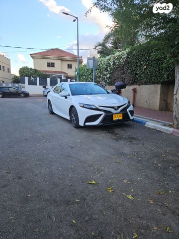 מודעת רכב טויוטה קאמרי