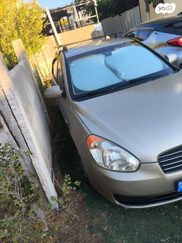 יונדאי אקסנט i25