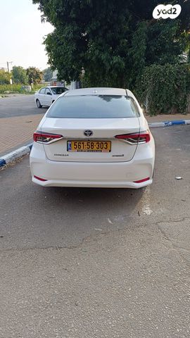 טויוטה קורולה