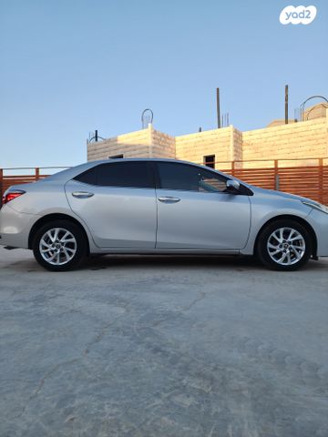 מודעת רכב טויוטה קורולה