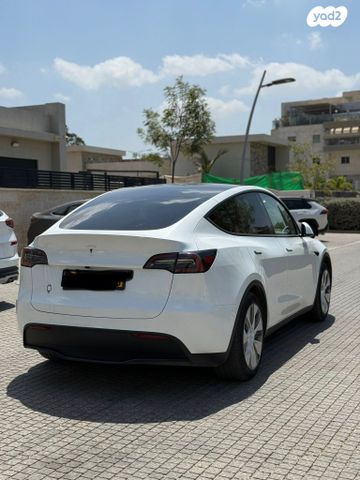 מודעת רכב טסלה מודל Y