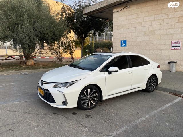 מודעת רכב טויוטה קורולה
