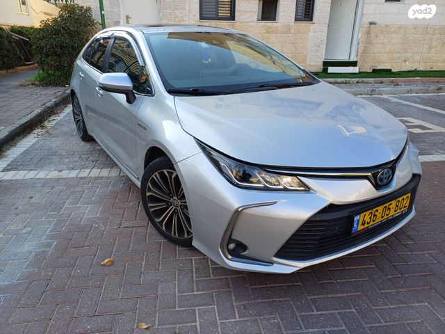 טויוטה קורולה