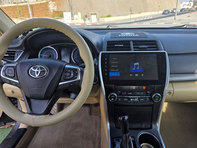 טויוטה קאמרי